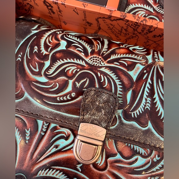 Patricia Nash Locri C/B Turquoise Hand Tooled Leather crossbody Handbag - Picture 5 of 15